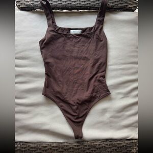 ARITIZA BABATON CONTOUR SQUARENECK BODYSUIT SMALL